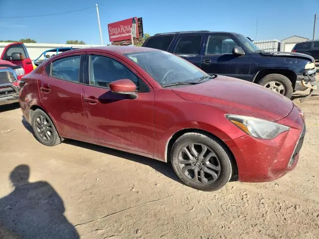 2019 TOYOTA YARIS L  