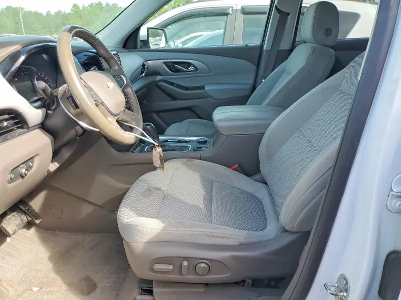 2018 CHEVROLET TRAVERSE LT  