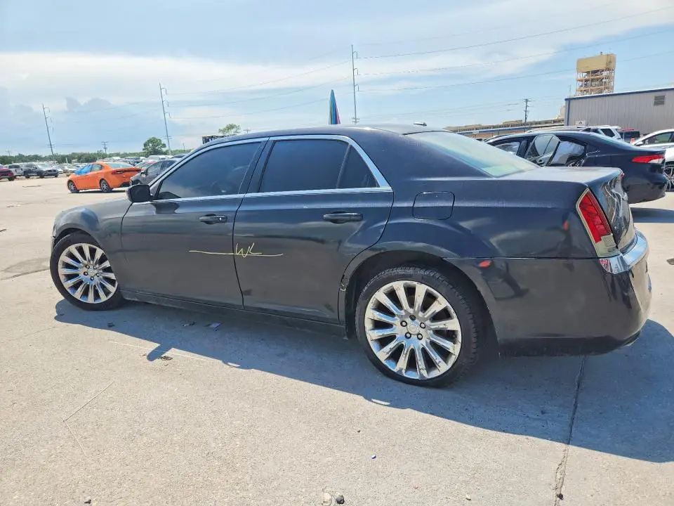 2013 CHRYSLER 300   