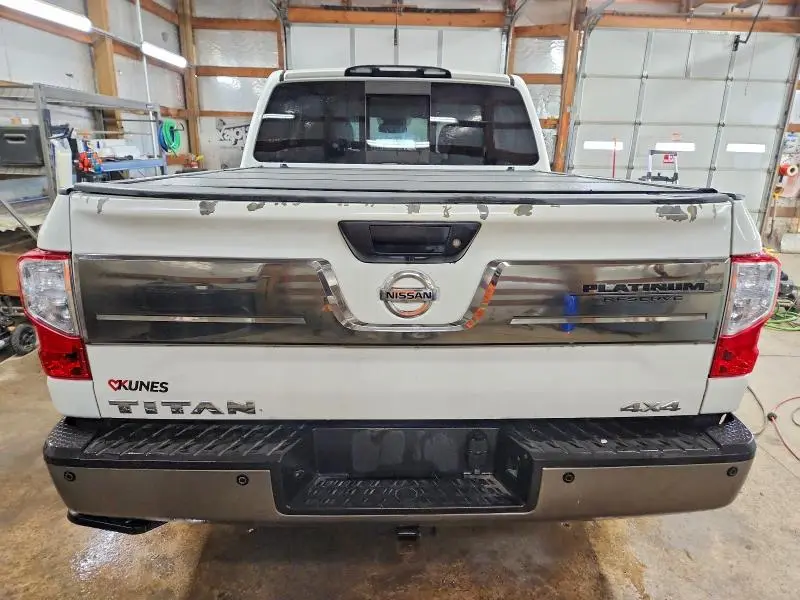 2018 NISSAN TITAN SV  