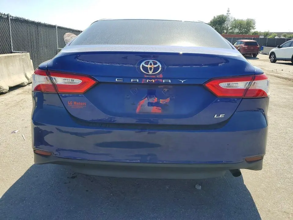 2018 TOYOTA CAMRY LE  