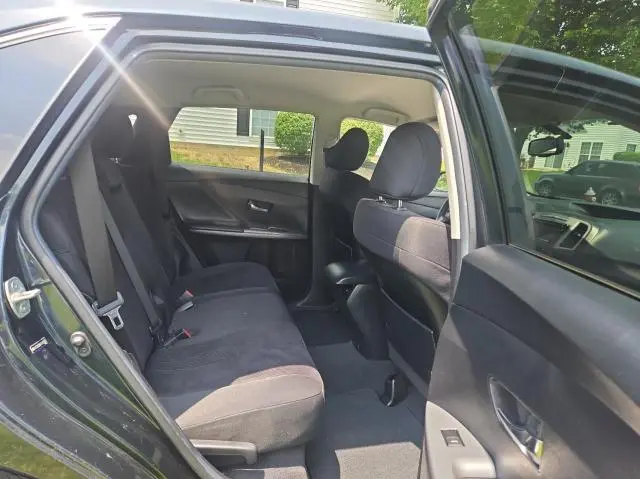 2013 TOYOTA VENZA LE  