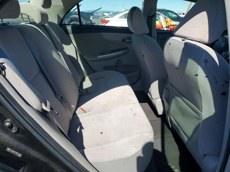 2011 TOYOTA COROLLA LE  