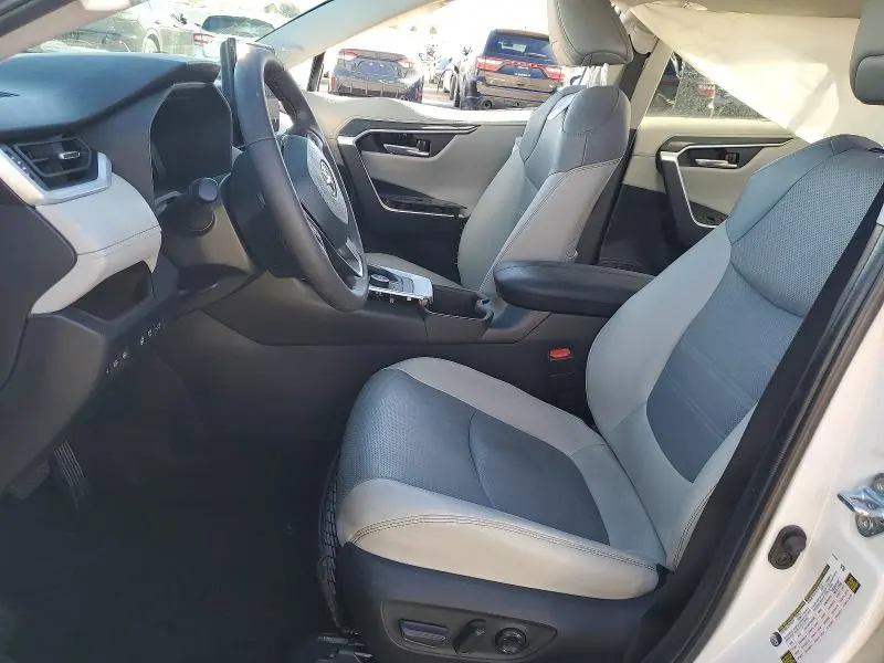 2024 TOYOTA RAV4 LIMITED  