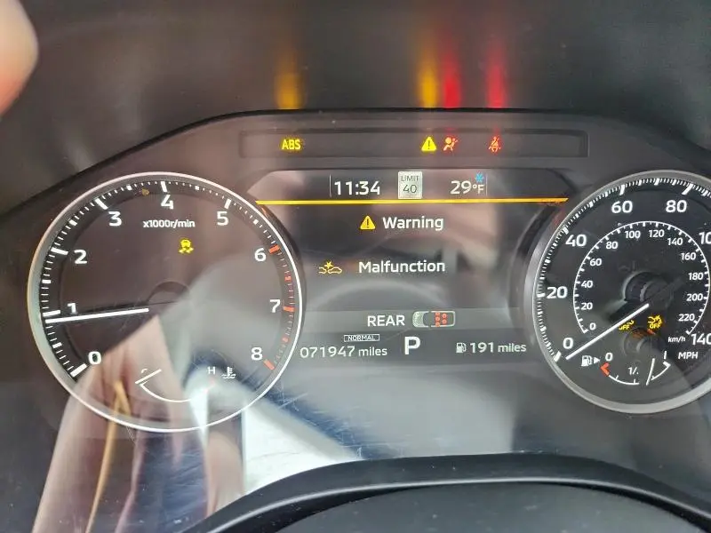 2023 MITSUBISHI OUTLANDER SE  