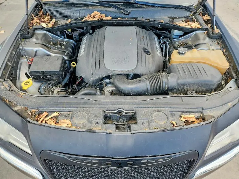 2011 CHRYSLER 300C   