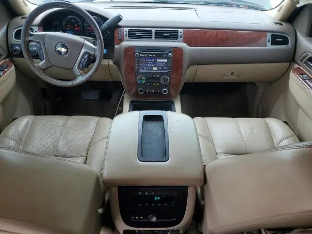 2010 CHEVROLET SUBURBAN K1500 LT