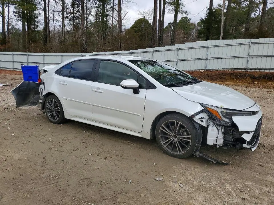 2023 TOYOTA COROLLA SE  