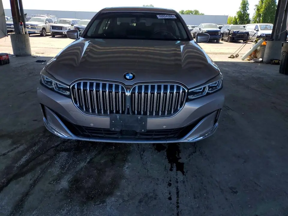 2020 BMW 750 XI  