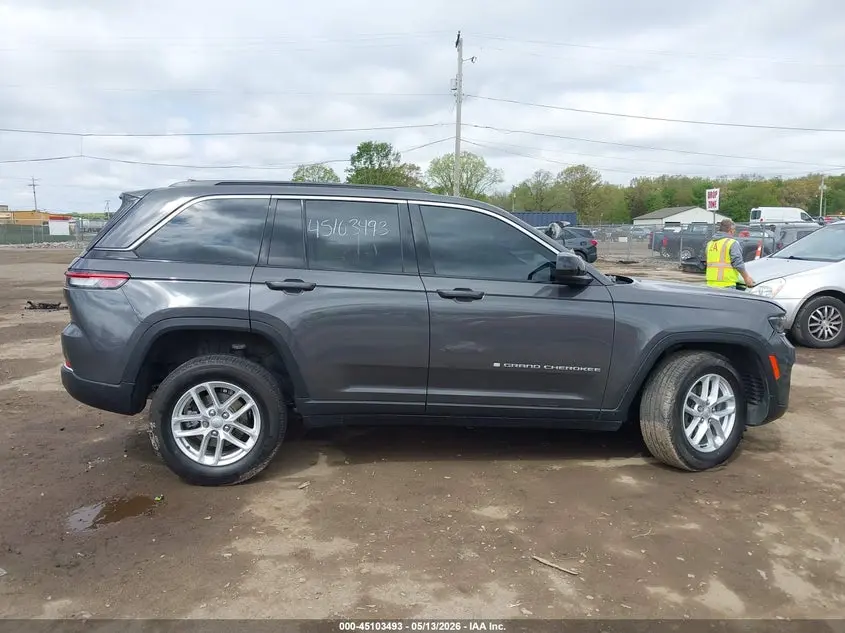 2024 JEEP GRAND CHEROKEE LAREDO X 4X4
