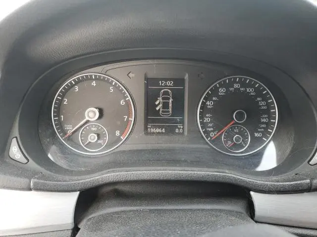 2013 VOLKSWAGEN PASSAT SE  