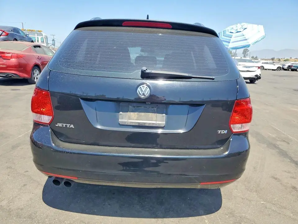 2011 VOLKSWAGEN JETTA TDI  