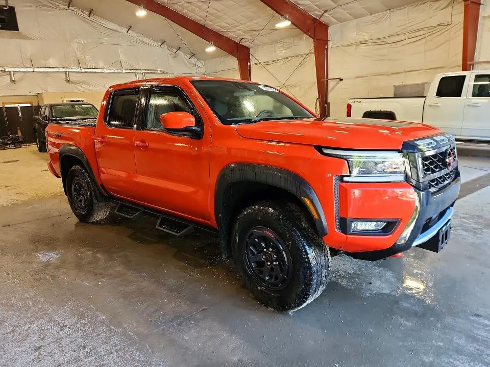 2025 NISSAN FRONTIER PRO-4X  