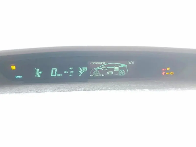 2010 TOYOTA PRIUS III  