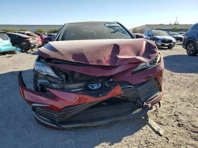 2021 TOYOTA CAMRY LE  