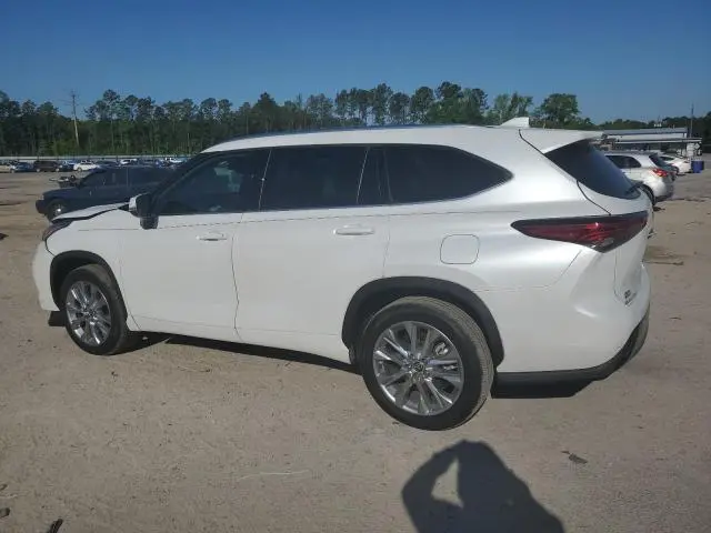 2022 TOYOTA HIGHLANDER LIMITED  