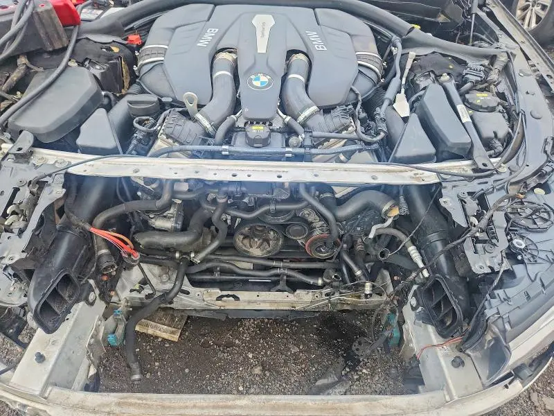 2018 BMW 750 XI  