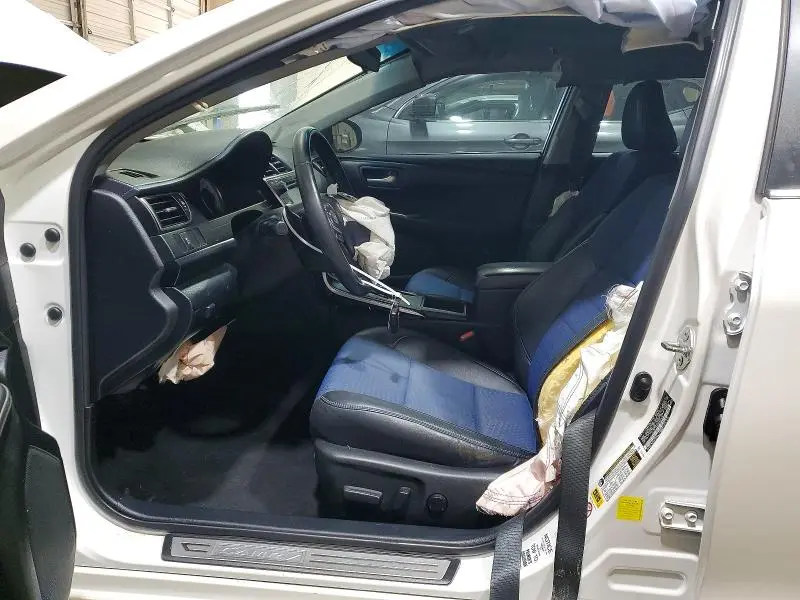 2016 TOYOTA CAMRY SPECIAL EDITION  