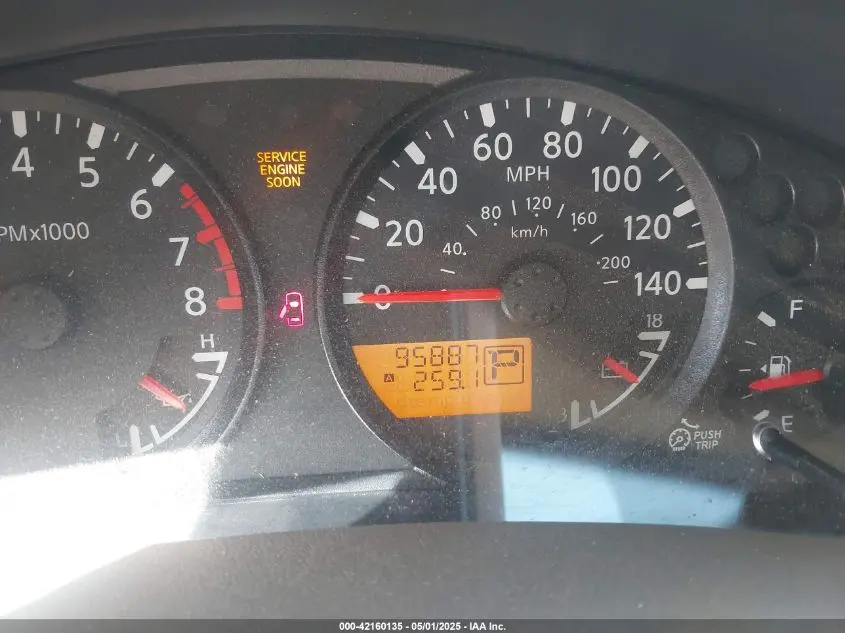 2011 NISSAN FRONTIER SV