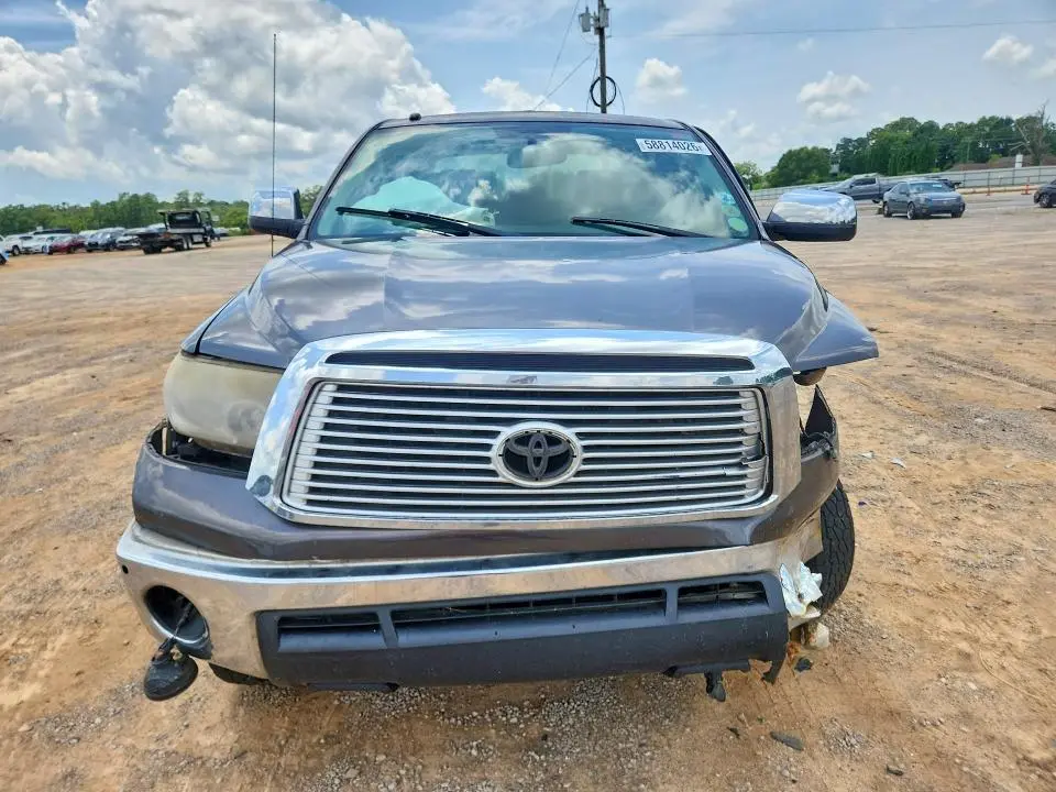 2012 TOYOTA TUNDRA CREWMAX LIMITED  