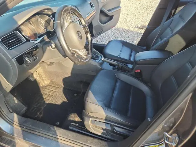 2018 VOLKSWAGEN JETTA SPORT  