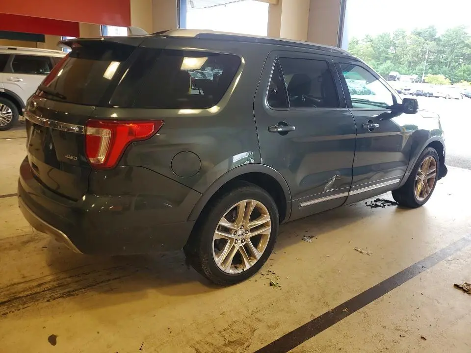 2016 FORD EXPLORER XLT  