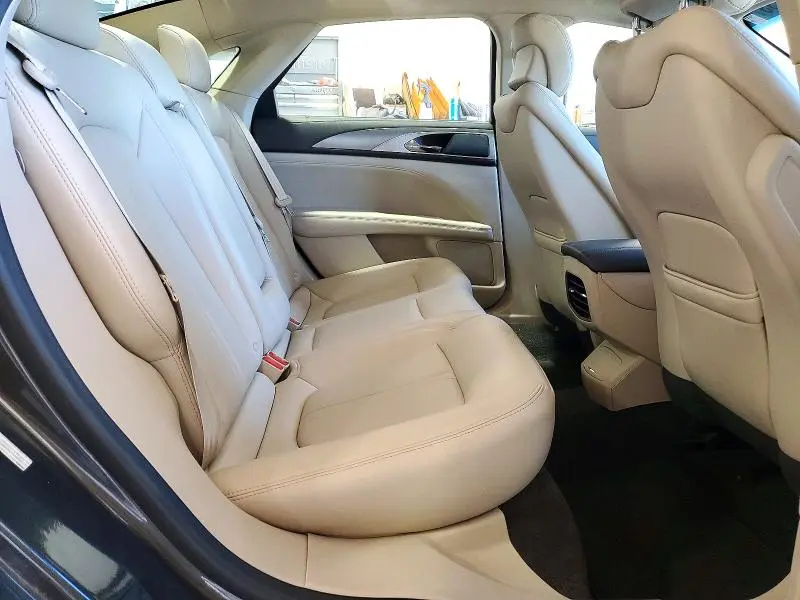 2017 LINCOLN MKZ   