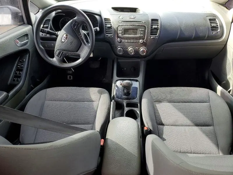 2018 KIA FORTE LX  