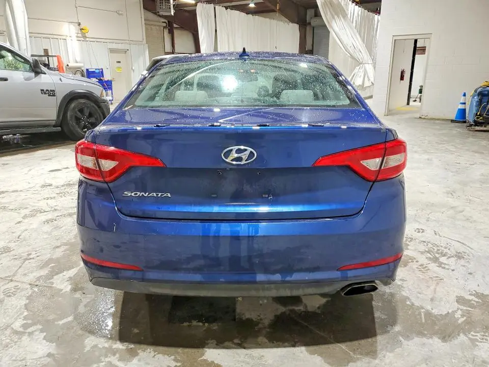 2016 HYUNDAI SONATA SE  