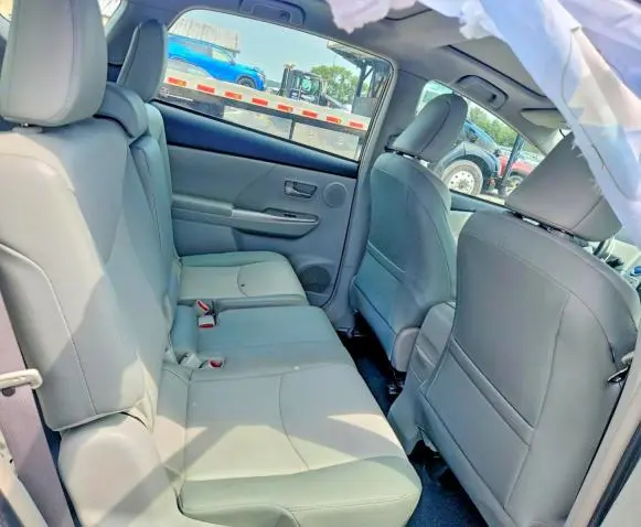 2012 TOYOTA PRIUS V FIVE  