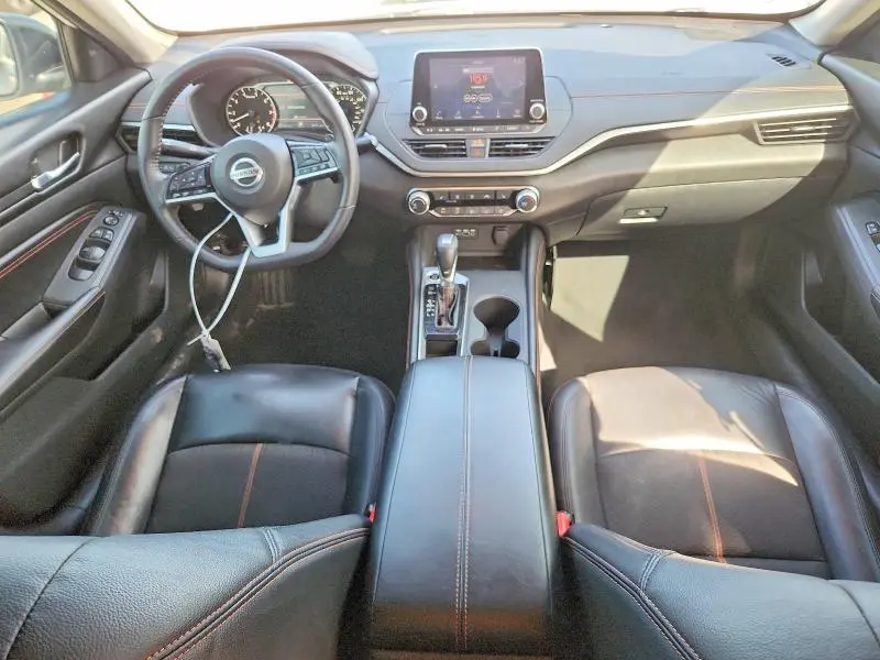 2021 NISSAN ALTIMA SR  