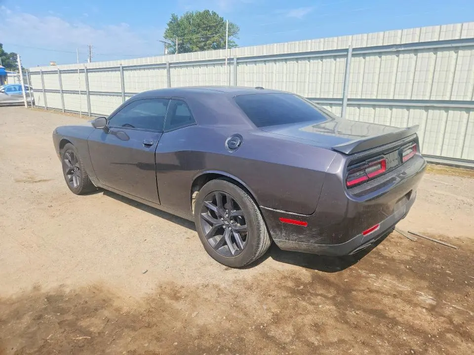 2022 DODGE CHALLENGER SXT  