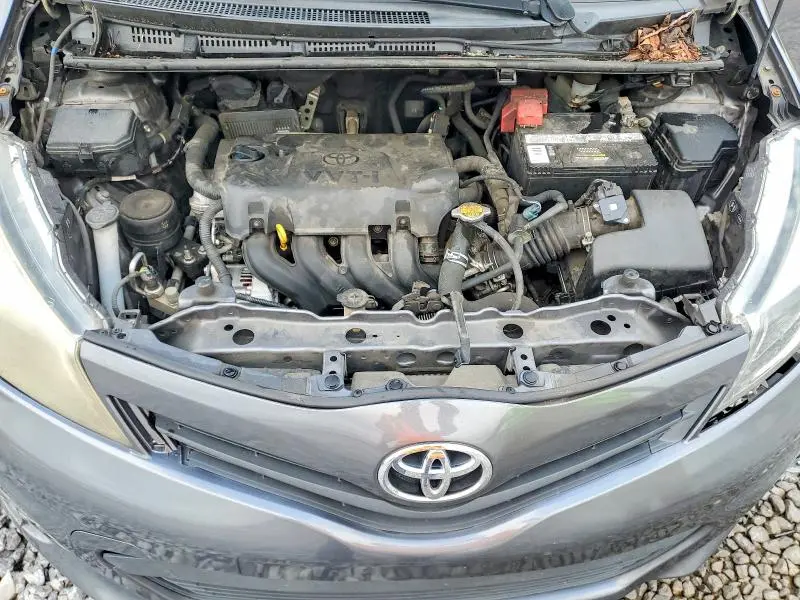 2014 TOYOTA YARIS 5-DOOR LE  