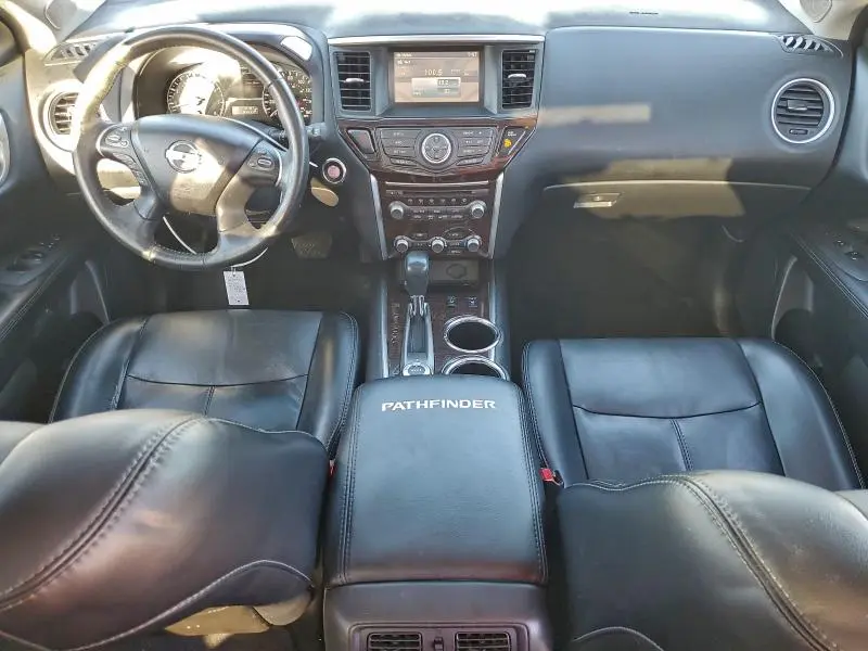 2014 NISSAN PATHFINDER SL  
