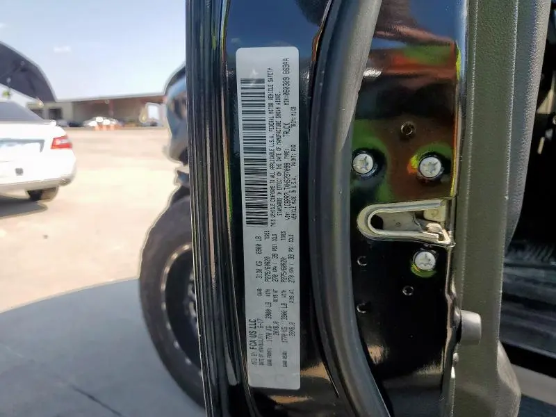 2017 RAM 1500 SLT  