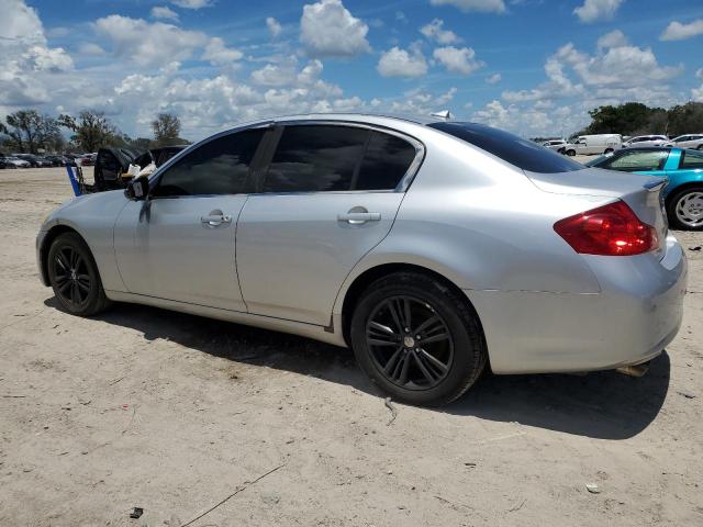 2010 INFINITI G37 