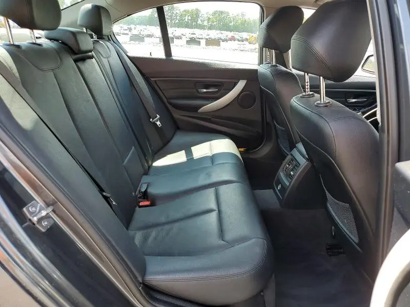 2013 BMW 320 I  