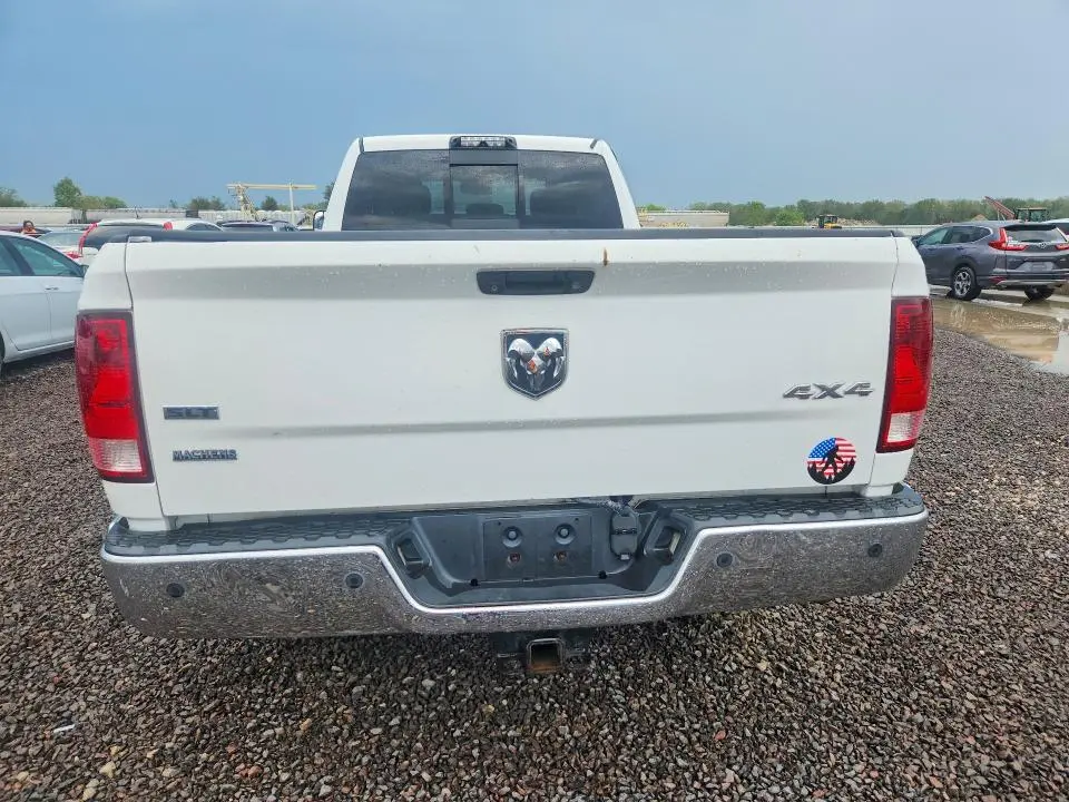 2014 RAM 2500 SLT  