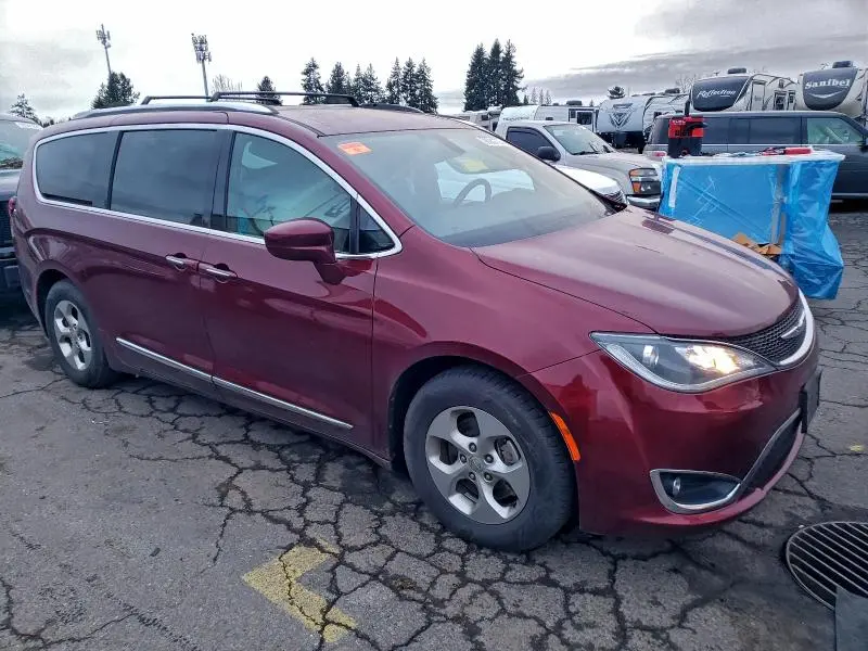 2017 CHRYSLER PACIFICA TOURING L PLUS  