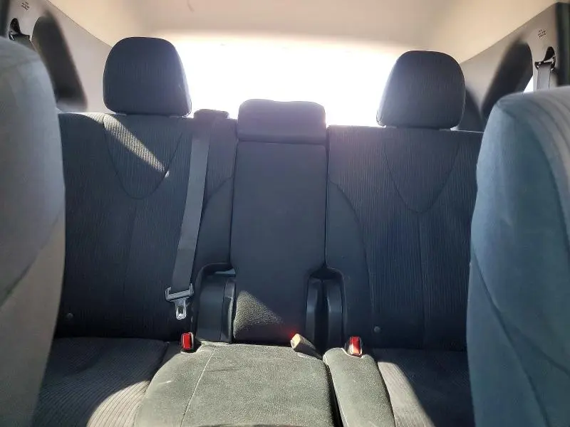 2014 TOYOTA VENZA LE  