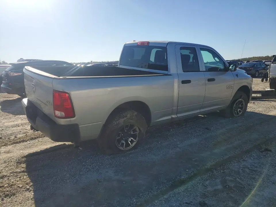 2016 RAM 1500 ST  