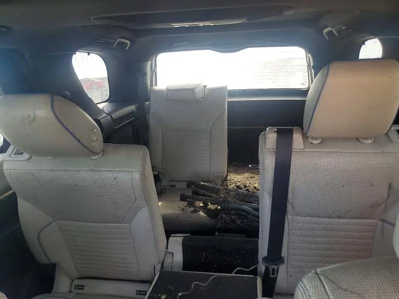 2018 LAND ROVER DISCOVERY HSE LUXURY  