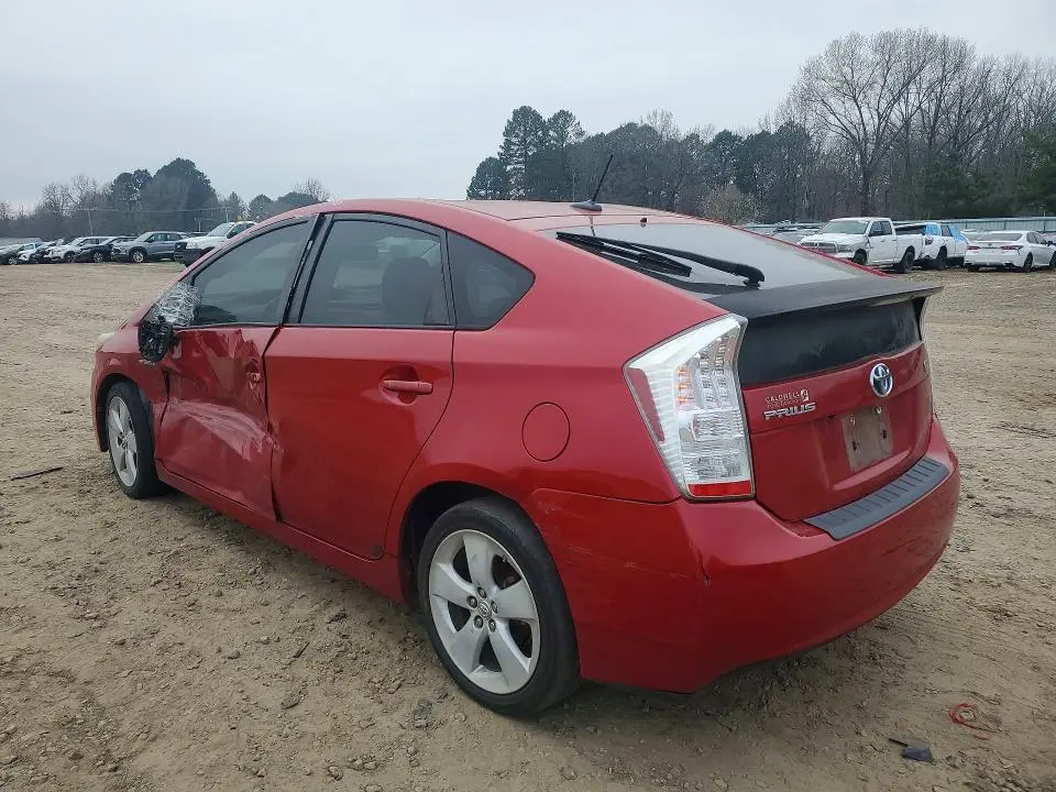 2011 TOYOTA PRIUS FIVE  