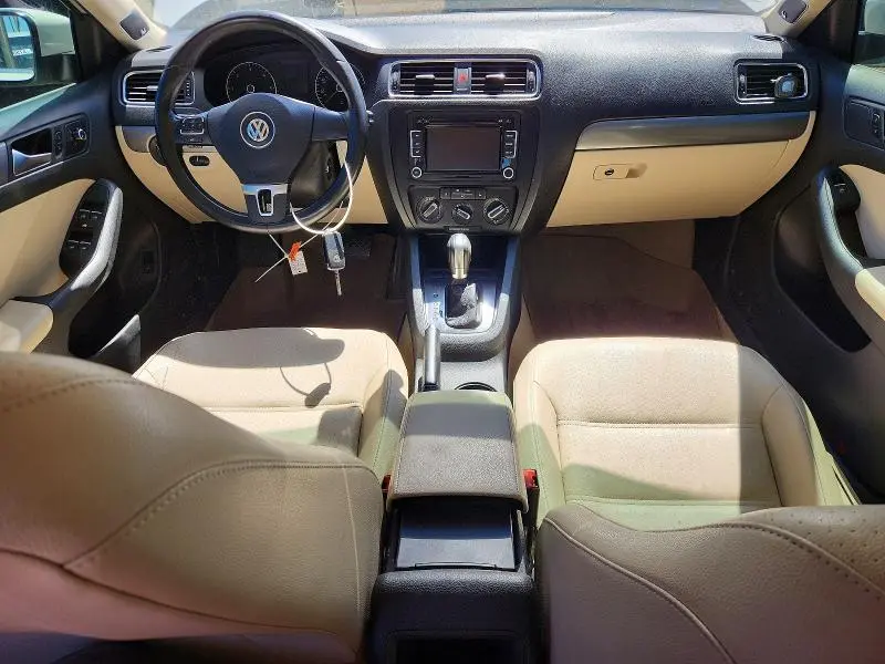 2013 VOLKSWAGEN JETTA TDI  