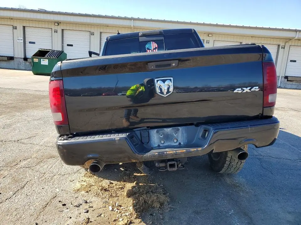 2015 RAM 1500 SPORT  