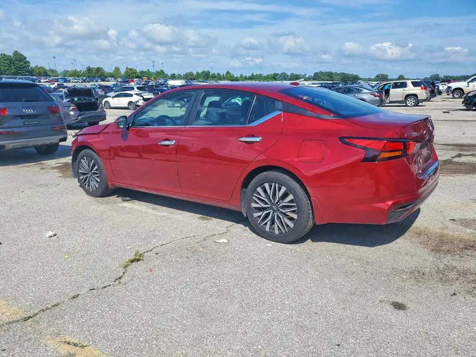 2023 NISSAN ALTIMA SV  