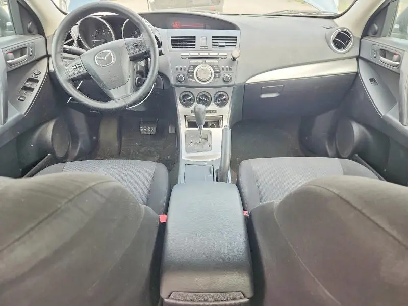 2010 MAZDA 3 I  