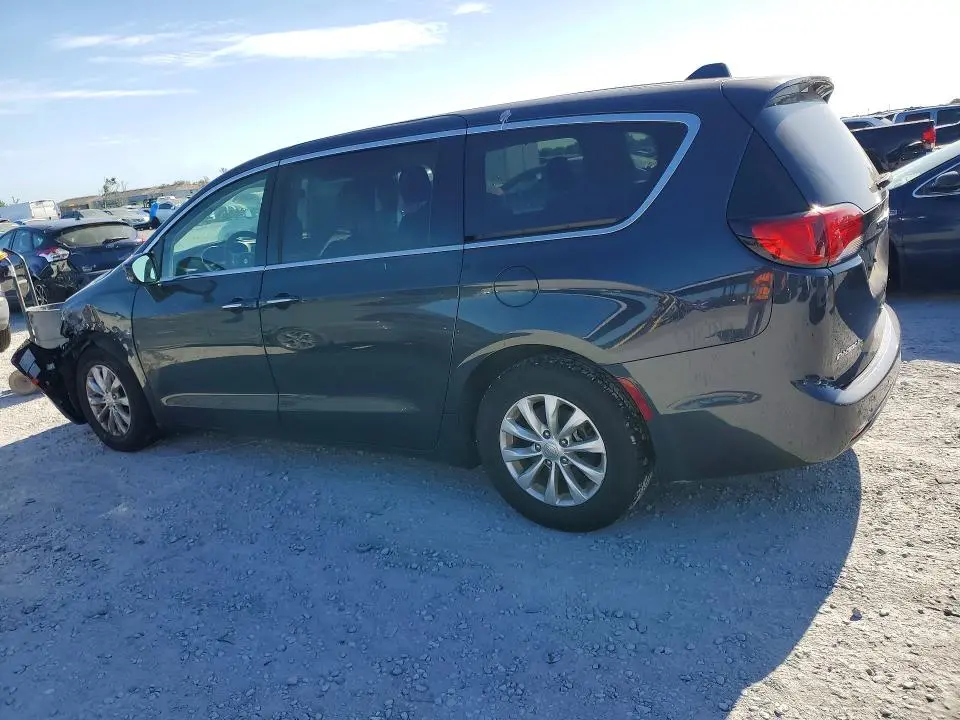 2019 CHRYSLER PACIFICA TOURING PLUS  
