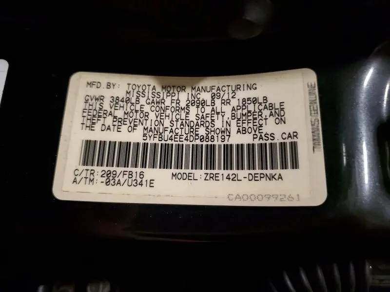 2013 TOYOTA COROLLA LE  