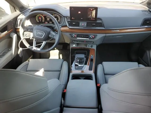 2024 AUDI Q5 E PREMIUM PLUS 55  